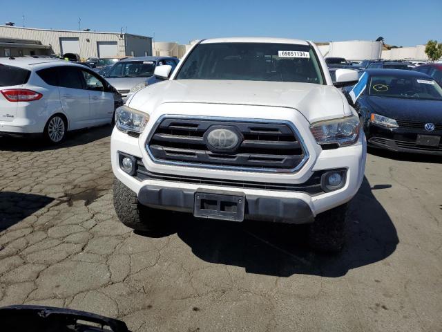  TOYOTA TACOMA 2018 White