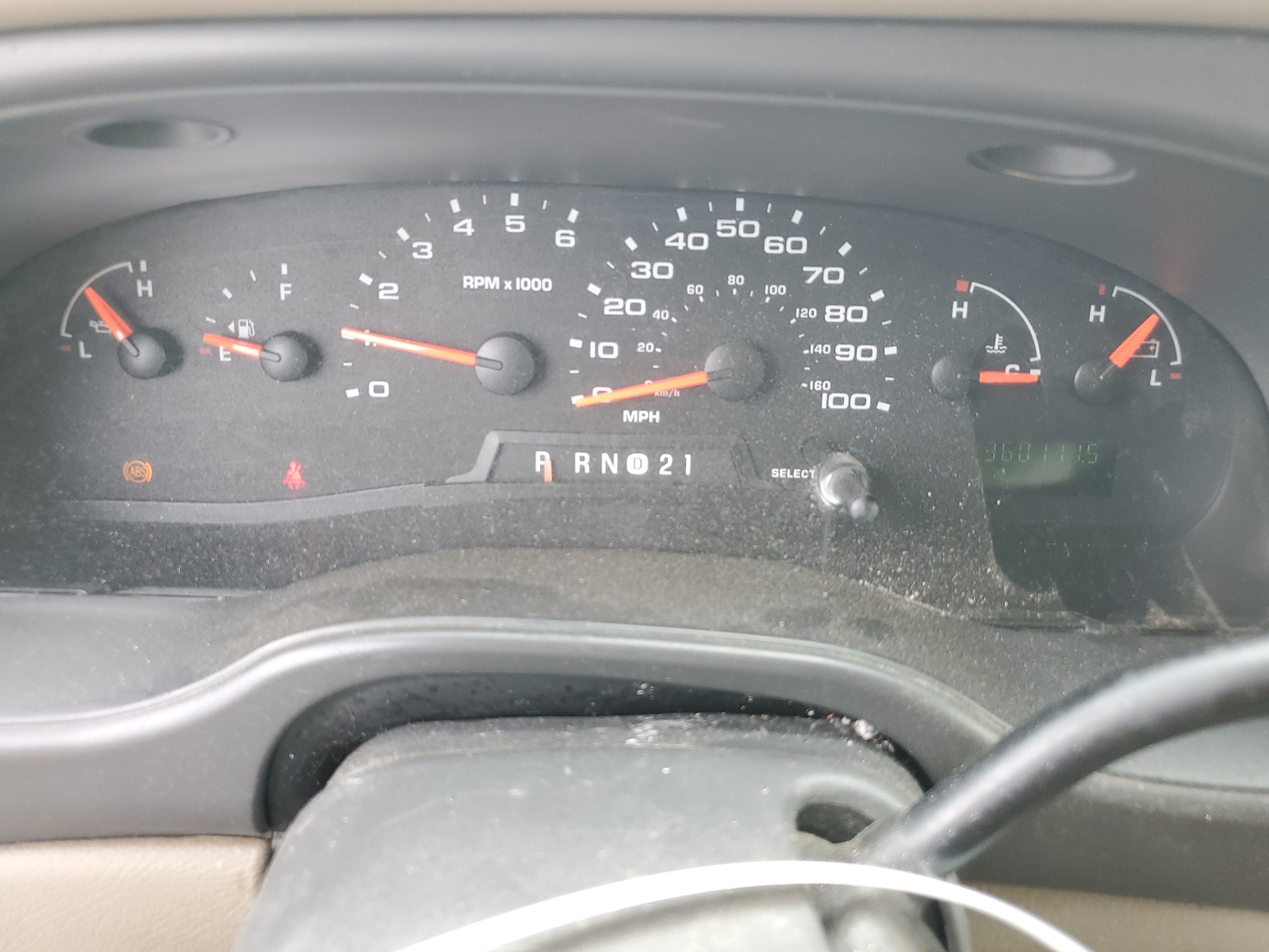 1FBNE31L25HB13155 2005 Ford Econoline E350 Super Duty Wagon