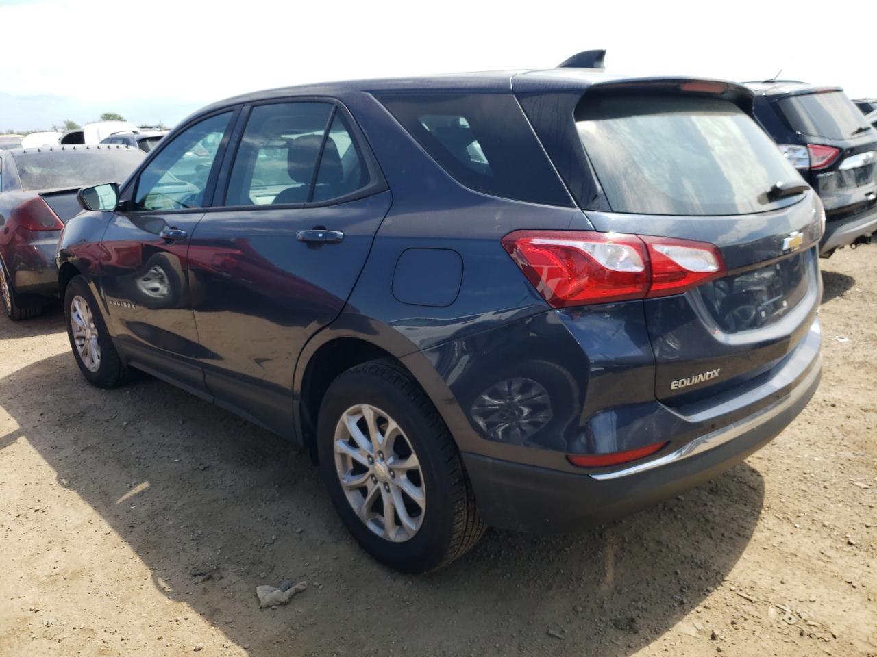 3GNAXREV8JL397347 2018 CHEVROLET EQUINOX - Image 2