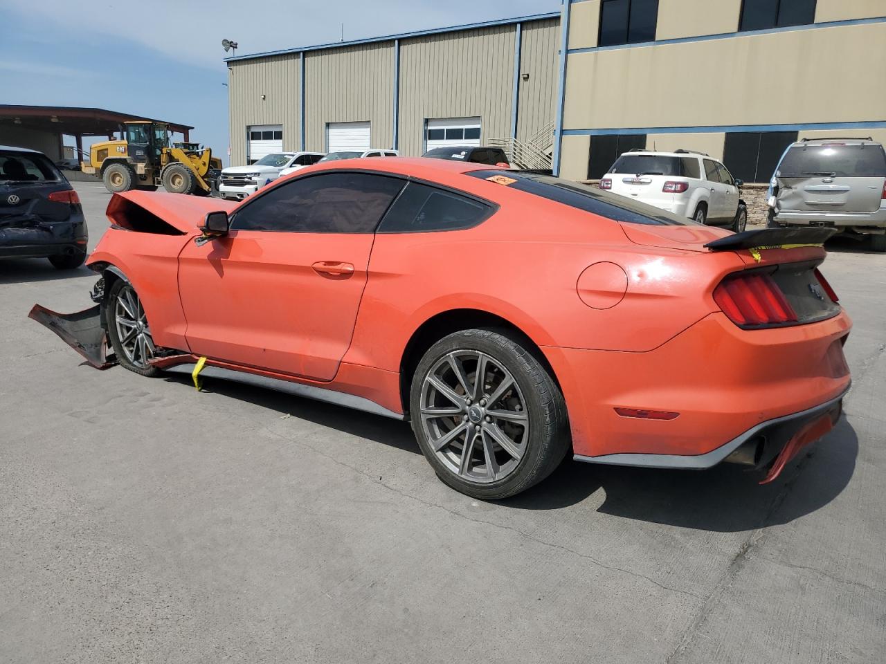 1FA6P8TH8F5329729 2015 FORD MUSTANG - Image 2