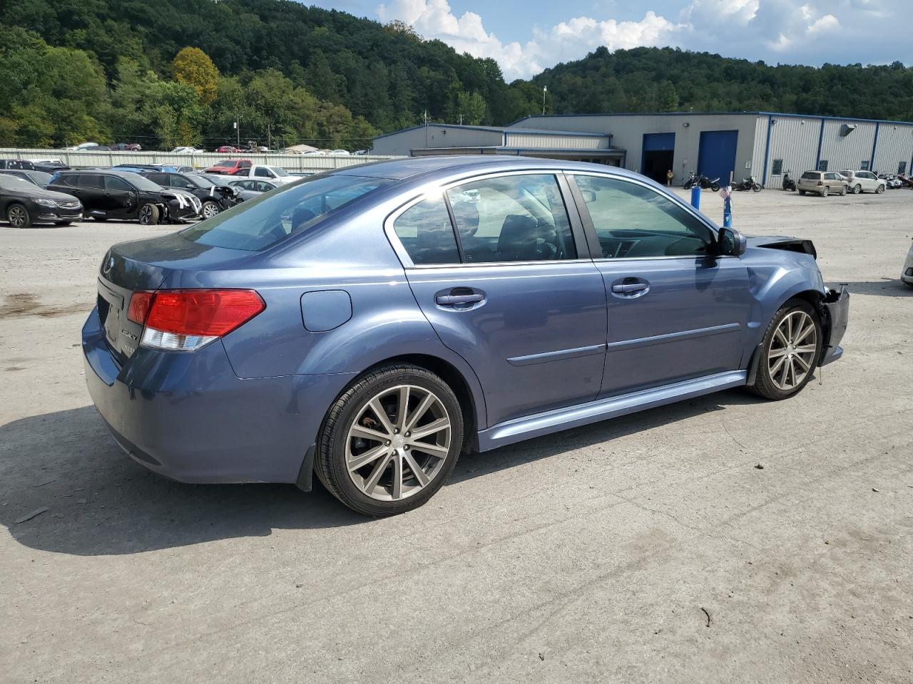 2013 Subaru Legacy - Image 3