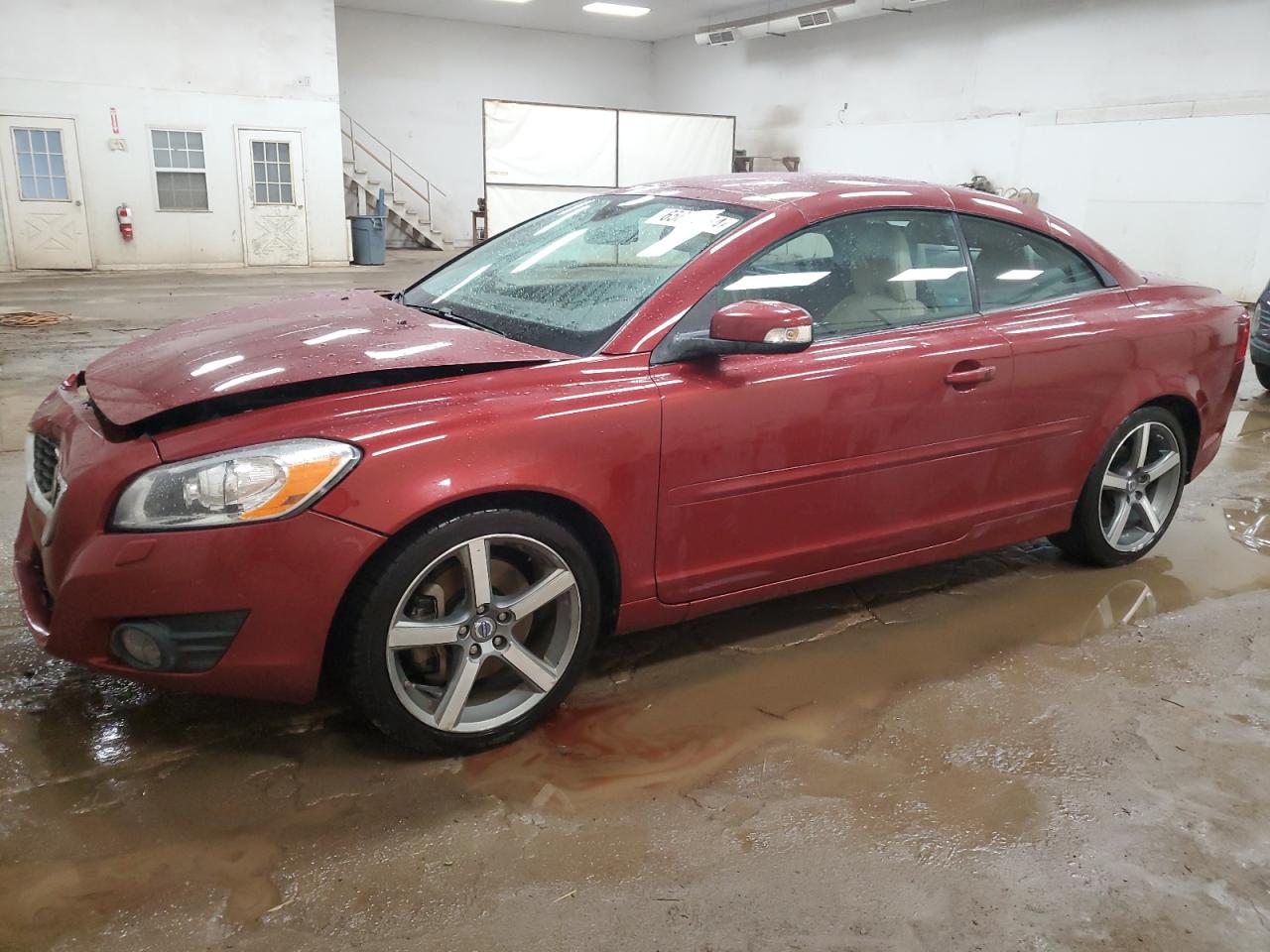 2011 Volvo C70 T5 for Sale in Davison, MI - Front End