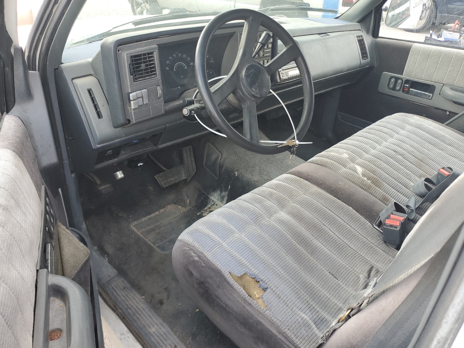 2GCEC14K8L1151921 1990 Chevrolet Gmt-400 C1500