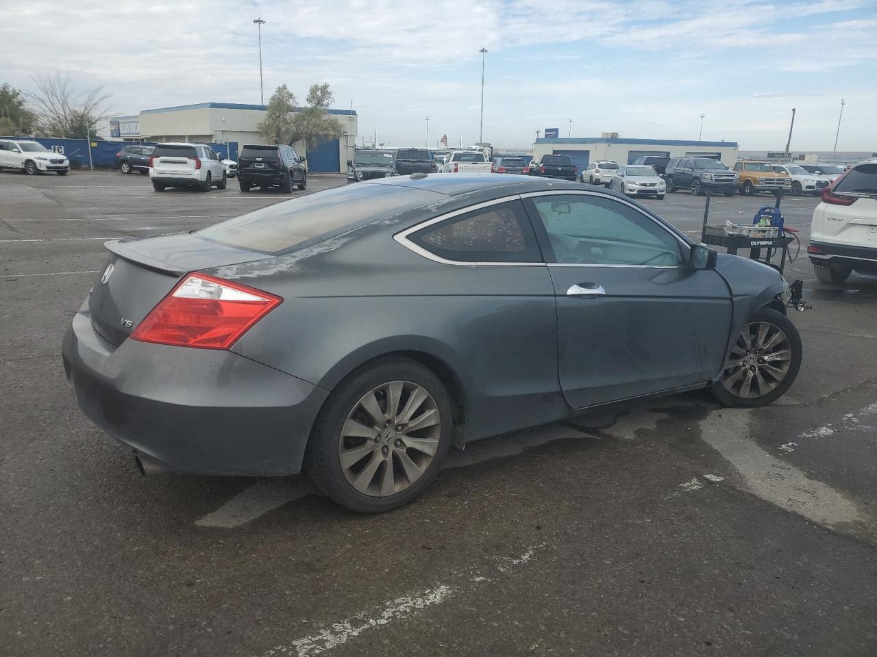 2010 Honda Accord - Image 3