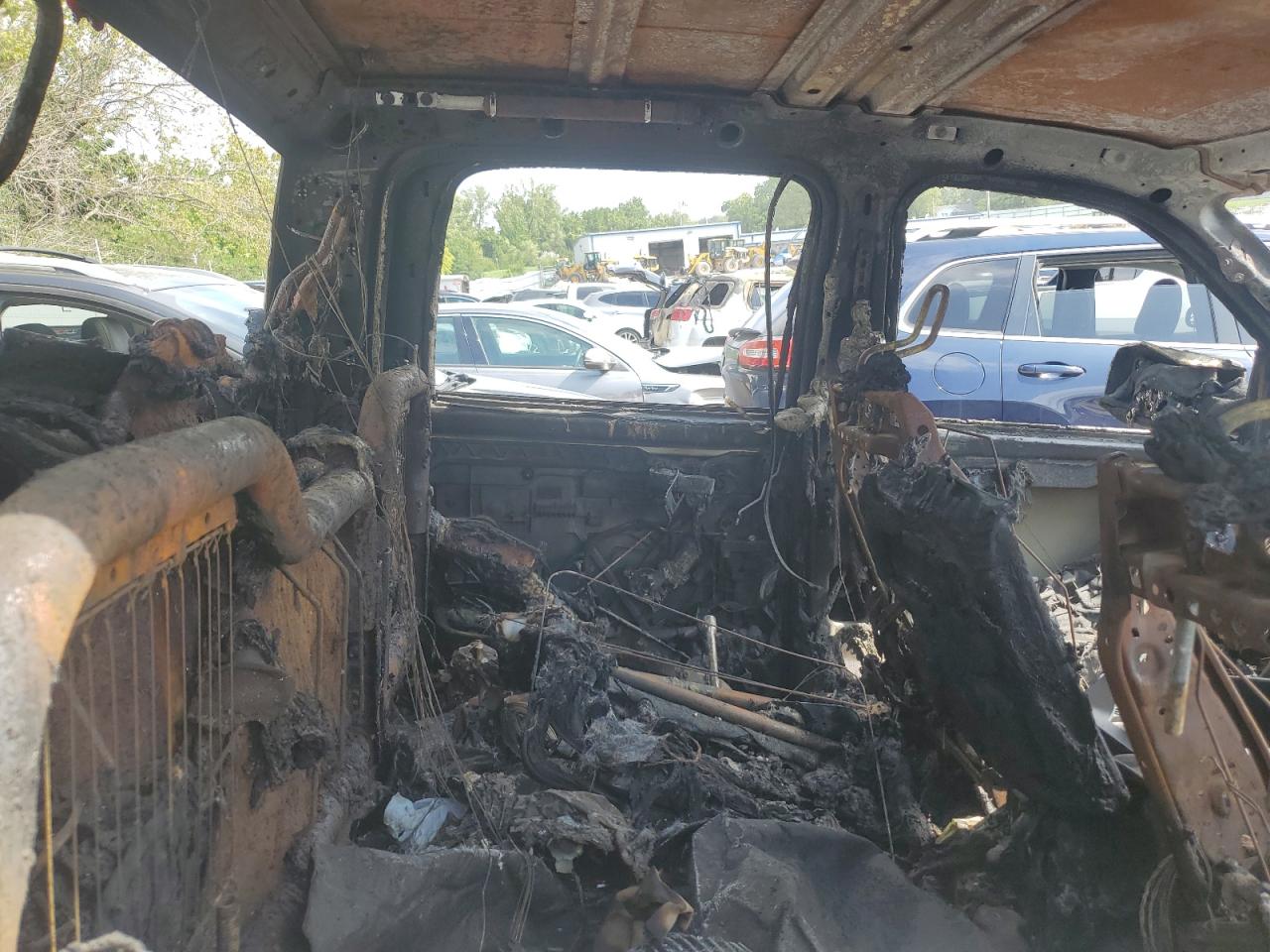 2015 Ram 1500 Laramie VIN: 1C6RR7NM8FS57938V Lot: 65353034