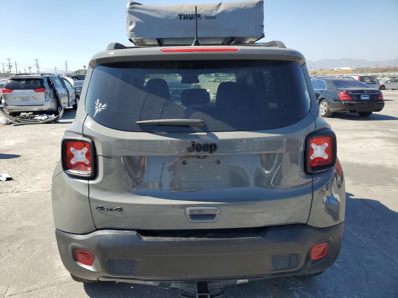 ZACNJBAB2KPK57203 2019 Jeep Renegade Sport