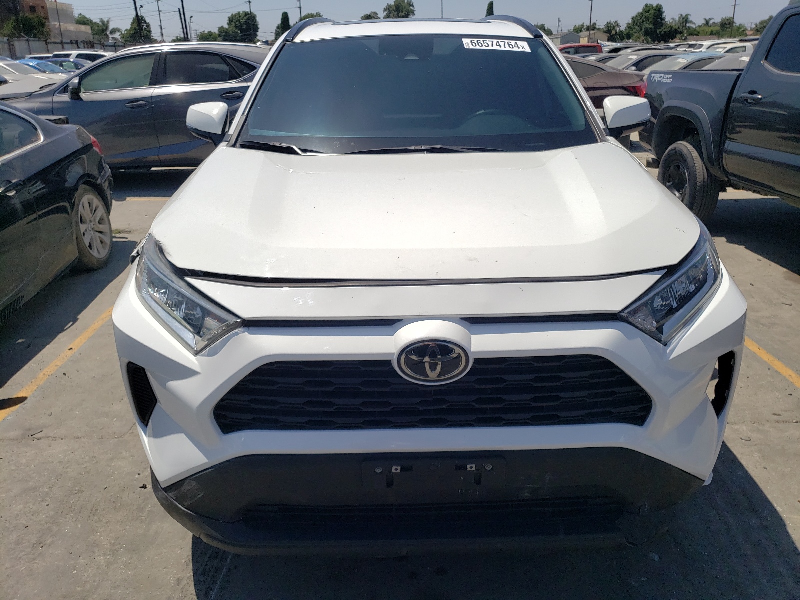 2022 Toyota Rav4 Xle vin: 2T3W1RFV6NC195220