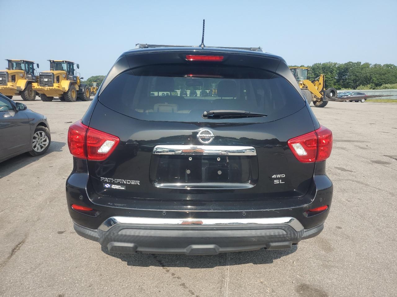 2018 Nissan Pathfinder S VIN: 5N1DR2MM8JC645376 Lot: 67425424