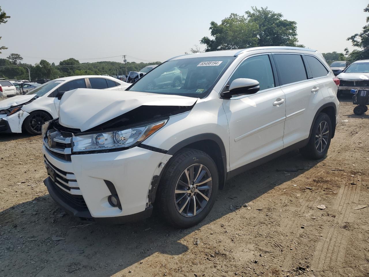 5TDJZRFH8KS577872 2019 TOYOTA HIGHLANDER - Image 1