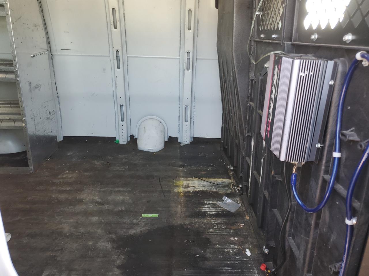 2018 Chevrolet Express G2500 VIN: 1GCWGAFP7J1187149 Lot: 69102104