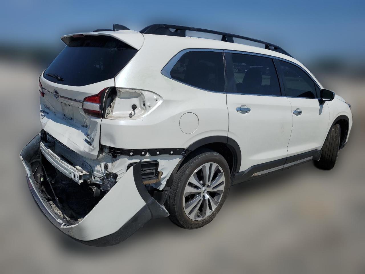 2022 Subaru Ascent Touring VIN: 4S4WMARD4N3461357 Lot: 65144144