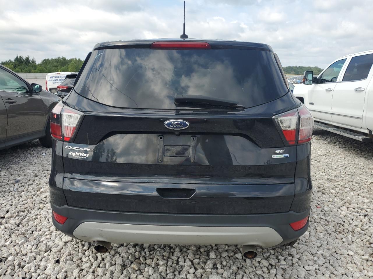 2017 Ford Escape Se VIN: 1FMCU9GD7HUA33981 Lot: 40765109