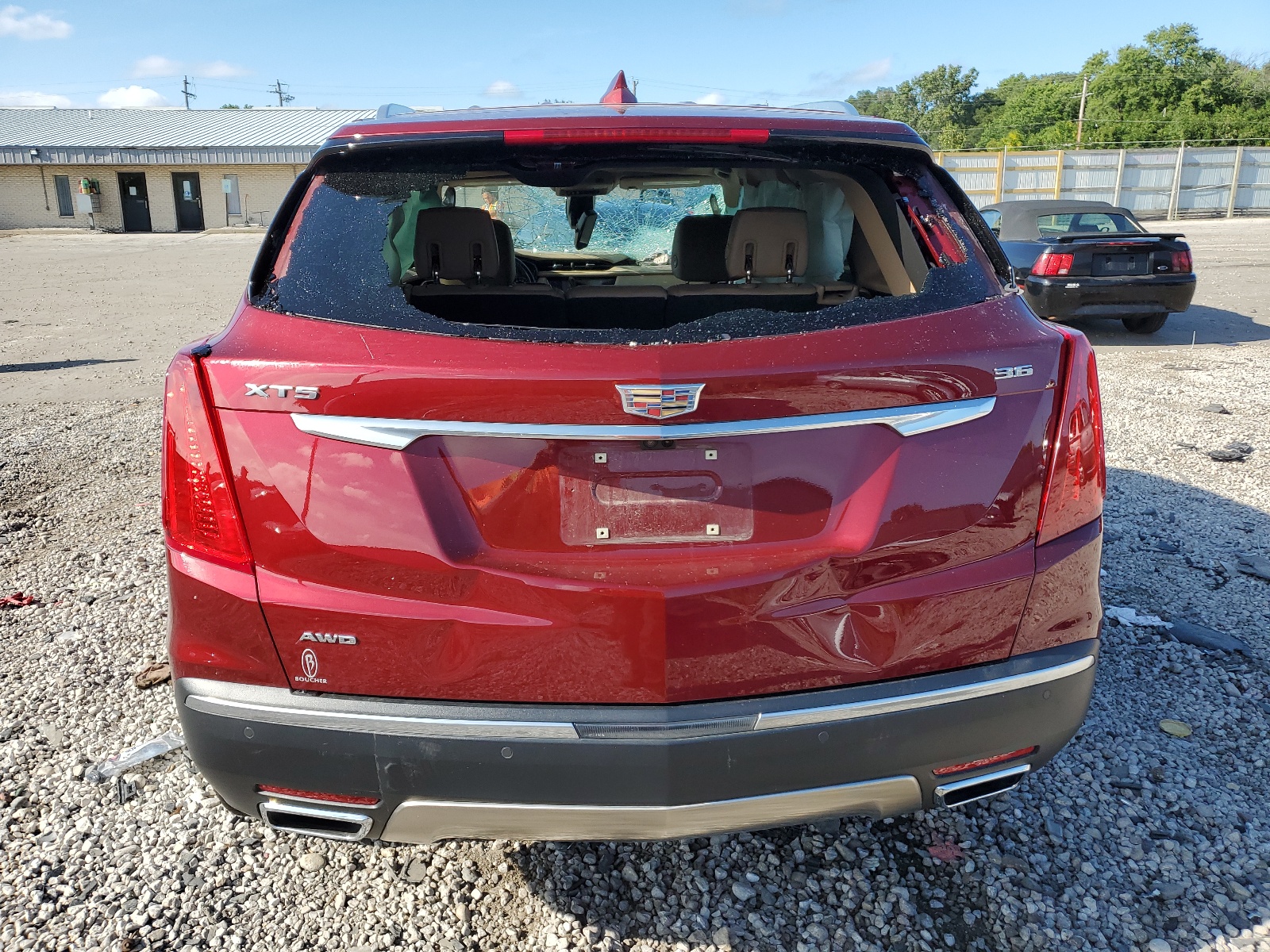 1GYKNGRS4JZ184180 2018 Cadillac Xt5 Platinum