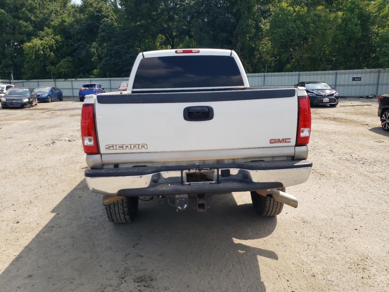 2003 GMC Sierra K1500 Heavy Duty VIN: 1GTGK13U03F187898 Lot: 67381944