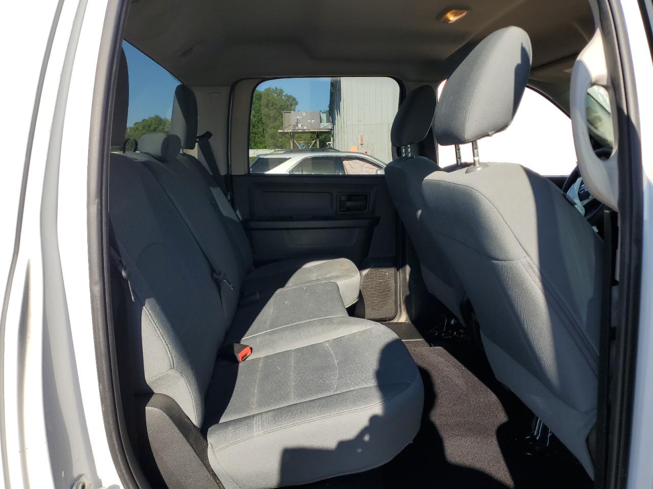 2017 Ram 1500 St VIN: 1C6RR7KG6HS600237 Lot: 66021144