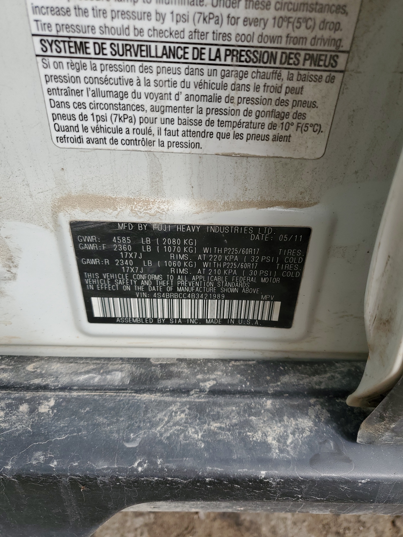 4S4BRBCC4B3421989 2011 Subaru Outback 2.5I Premium