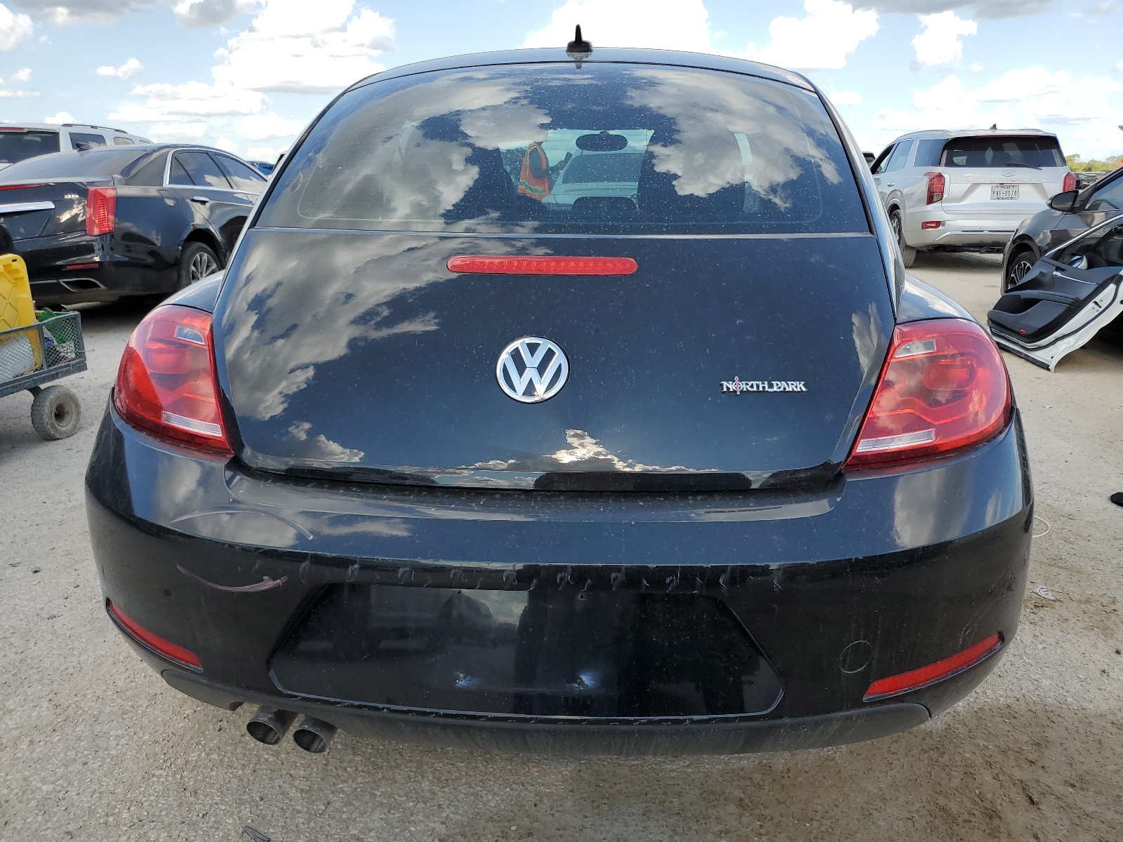 3VWJA7AT9FM609867 2015 Volkswagen Beetle Tdi