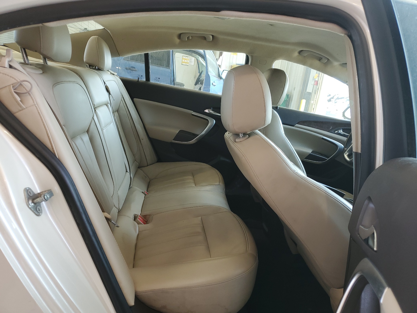 2012 Buick Regal vin: 2G4GR5ER9C9212605