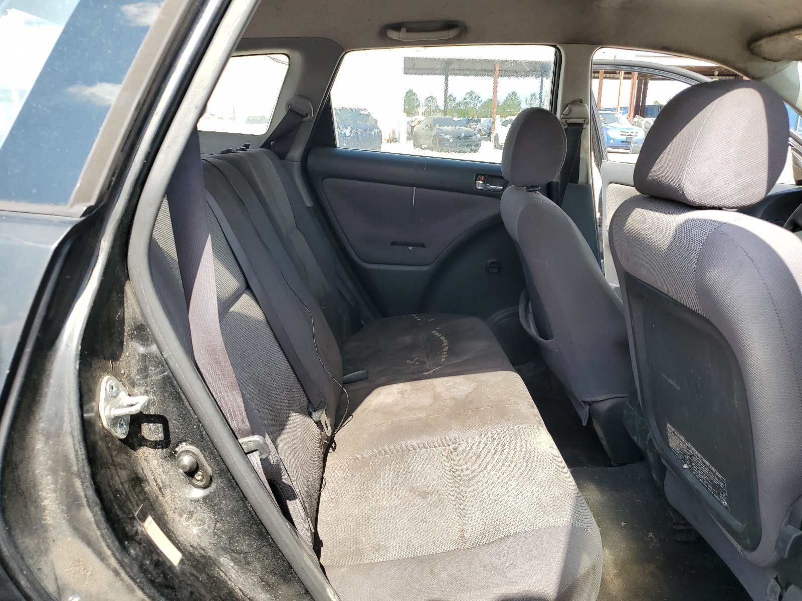 2T1KR32E33C030743 2003 Toyota Corolla Matrix Xr