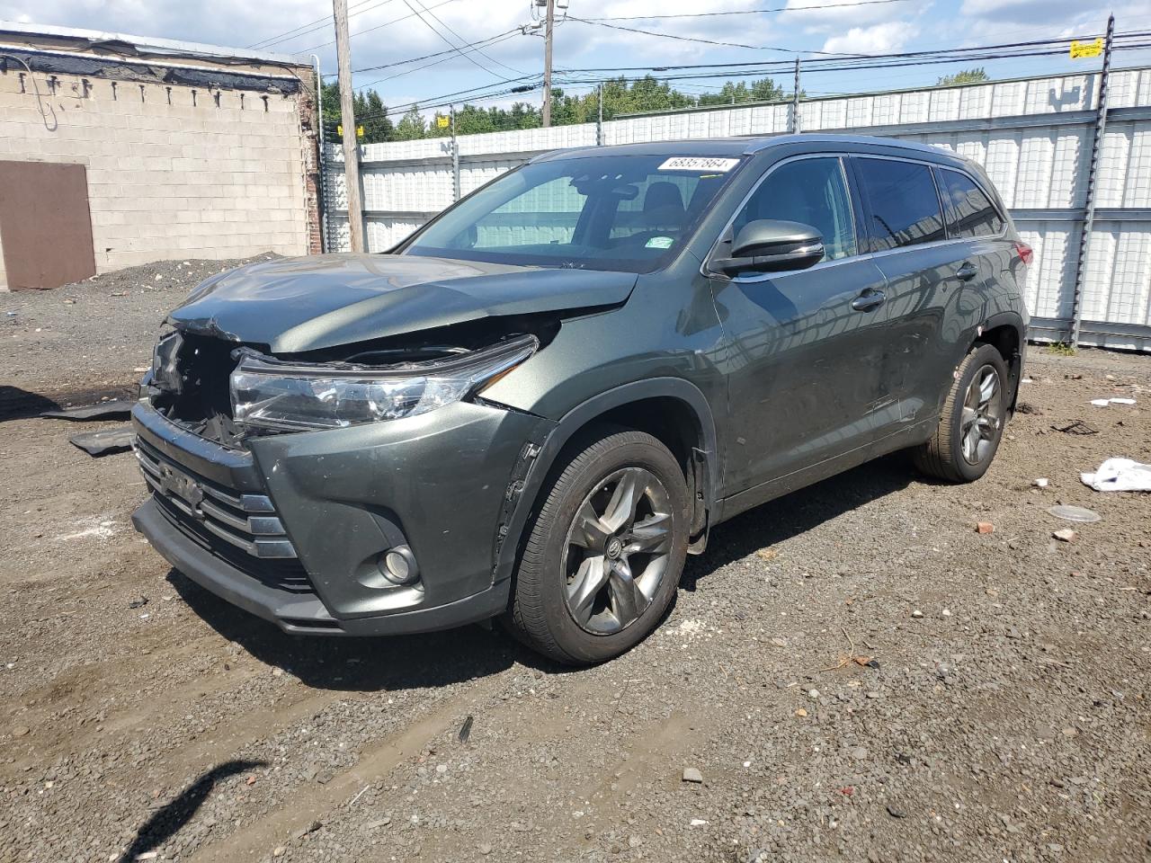 5TDDZRFH6HS391544 2017 TOYOTA HIGHLANDER - Image 1