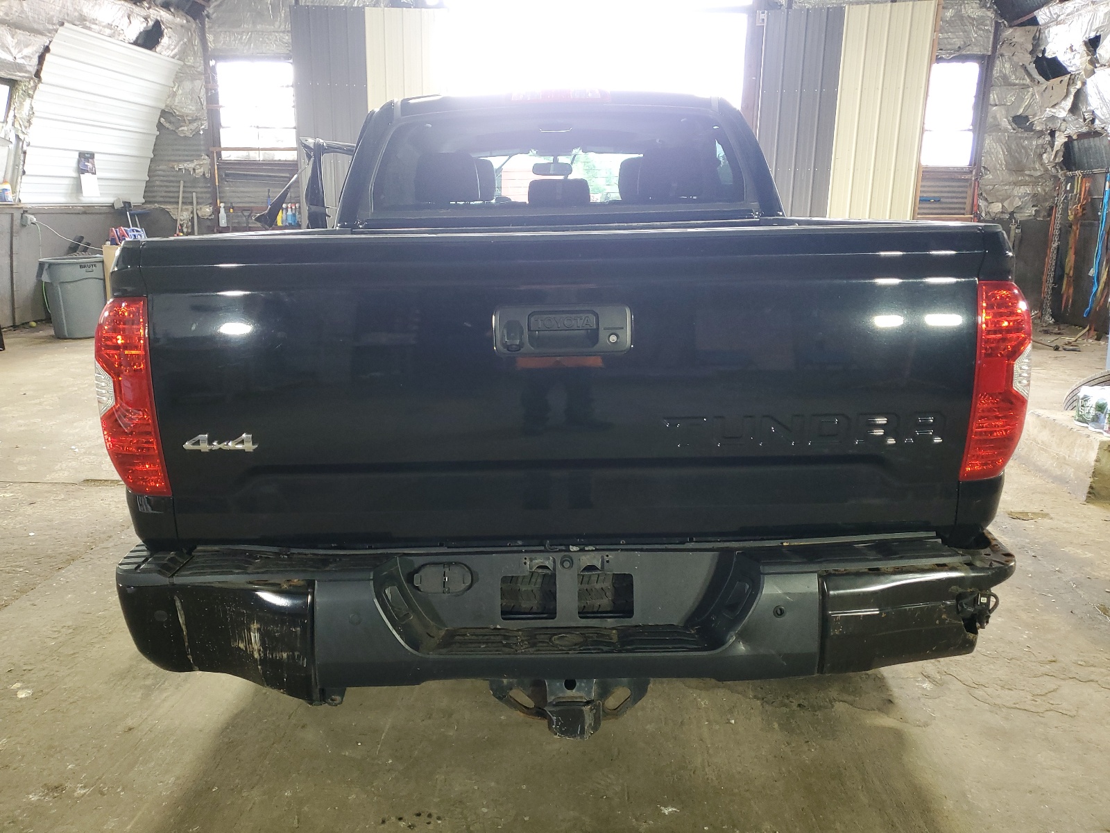 5TFHY5F19GX579323 2016 Toyota Tundra Crewmax Limited