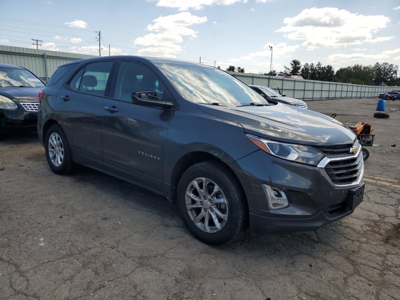 2018 Chevrolet Equinox - Image 4