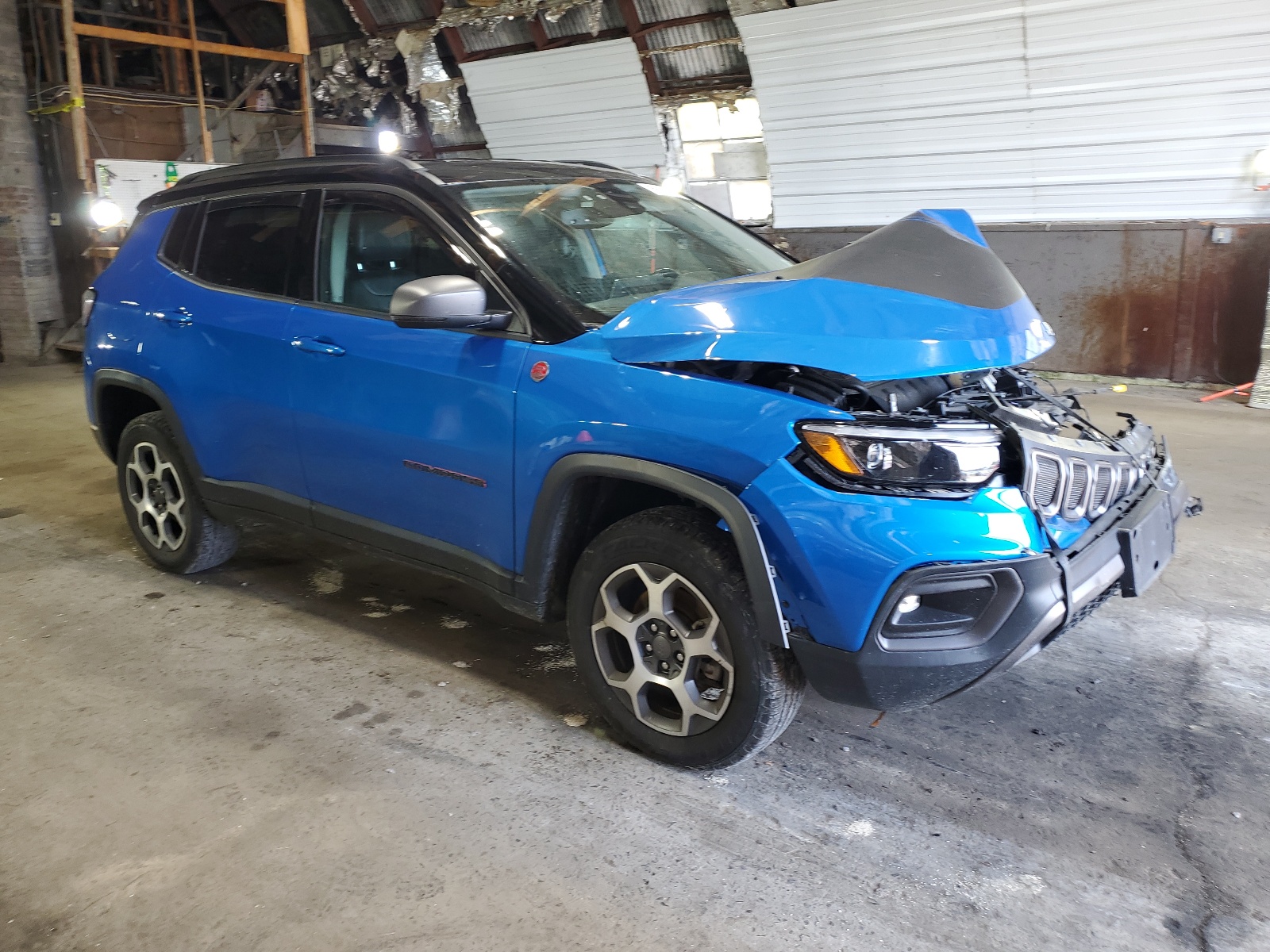 3C4NJDDB2NT140678 2022 Jeep Compass Trailhawk