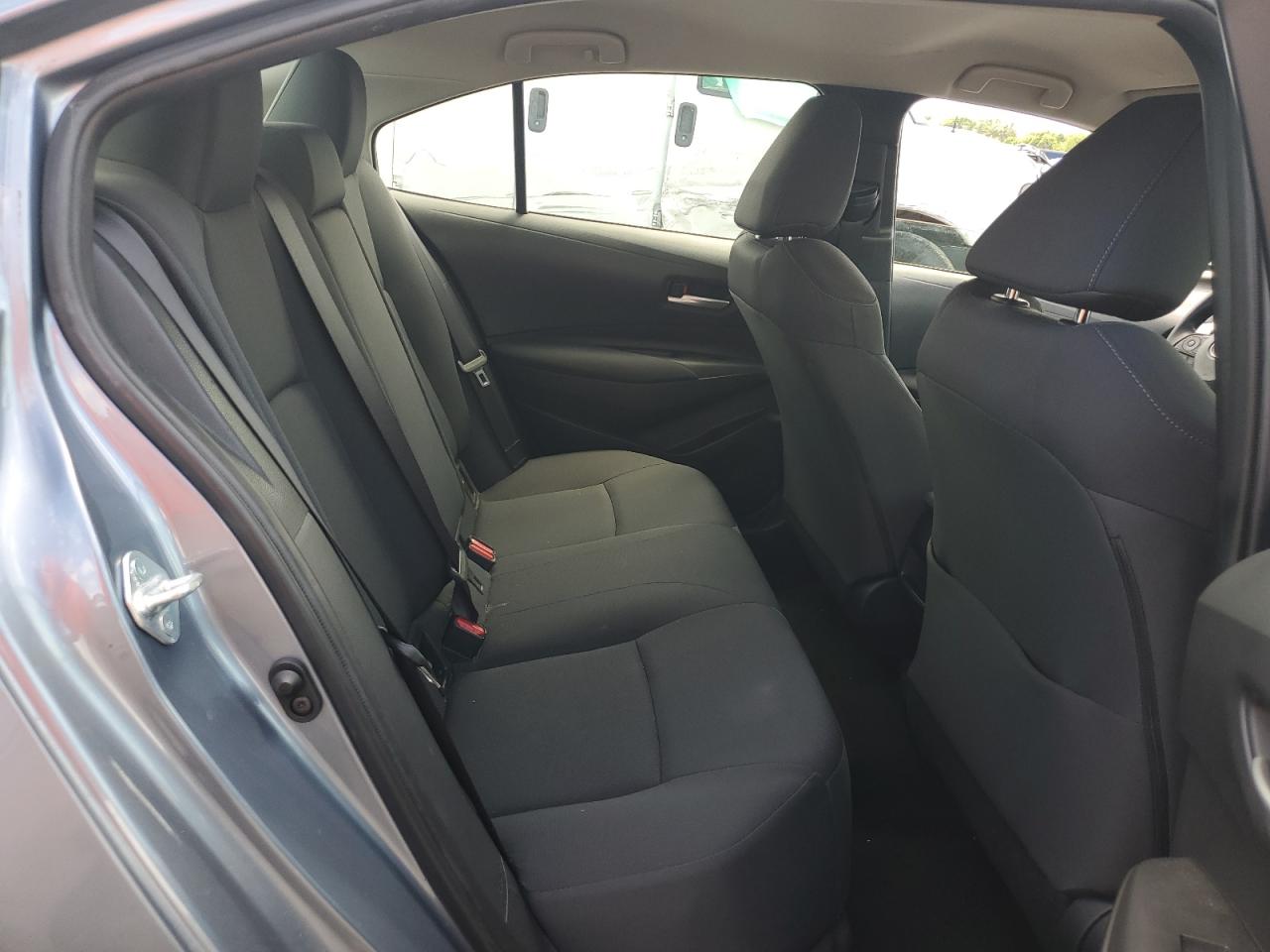 2021 Toyota Corolla Le VIN: JTDEPMAE3MJ189987 Lot: 69028944