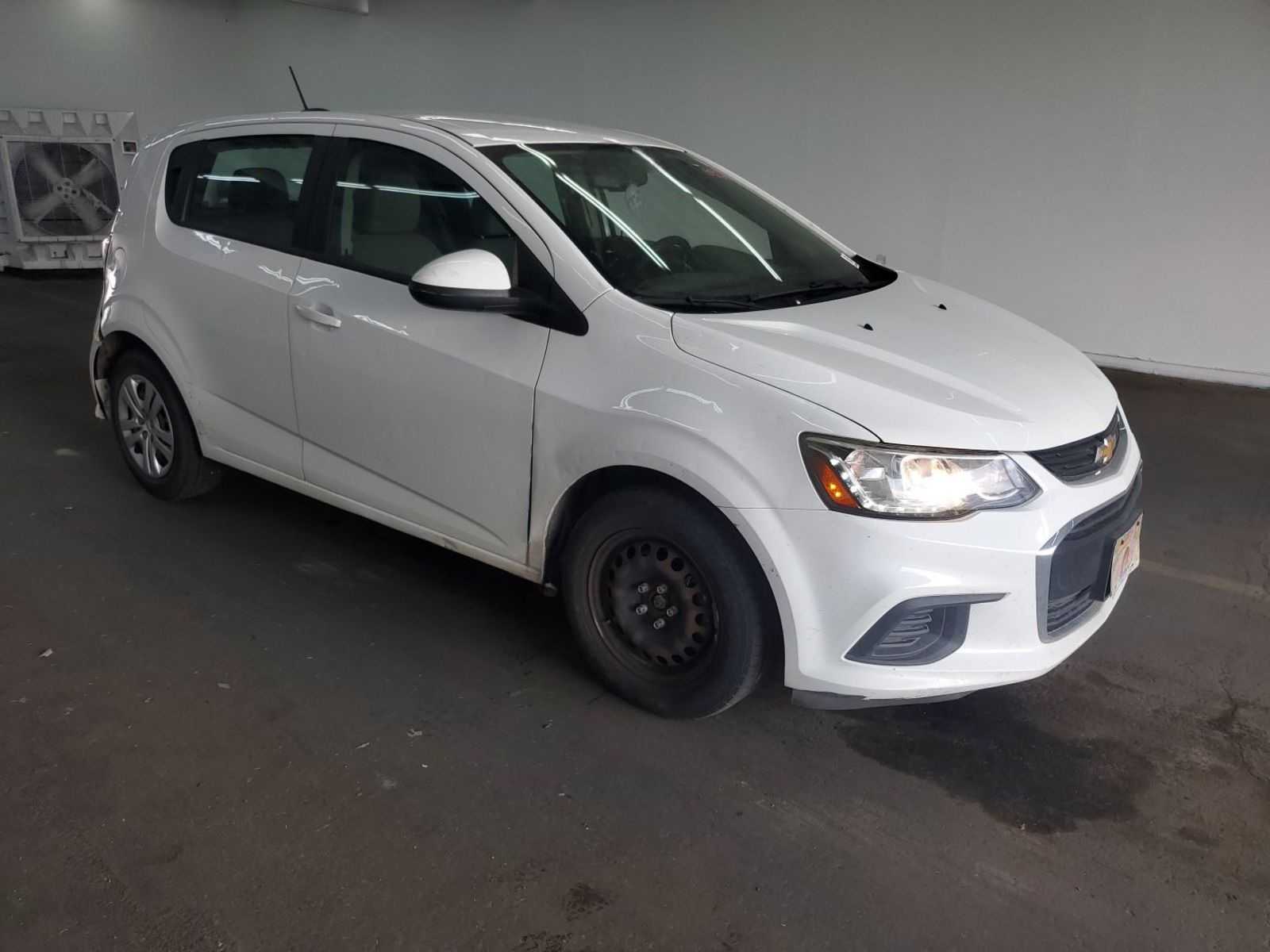 2017 Chevrolet Sonic vin: 1G1JG6SH2H4177040