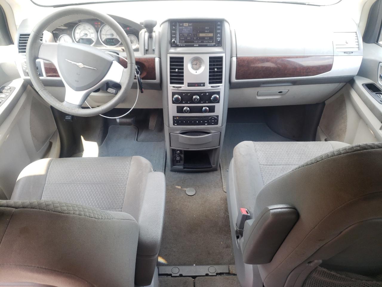 2010 Chrysler Town & Country Touring VIN: 2A4RR5D12AR141313 Lot: 66350844