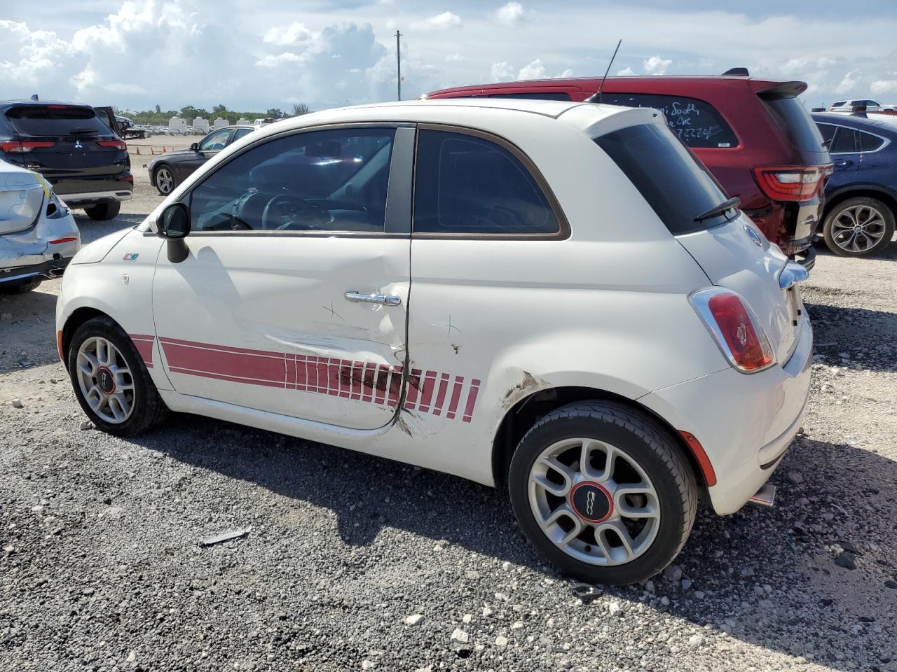 2013 Fiat 500 Pop VIN: 3C3CFFAR9DT651877 Lot: 65410624