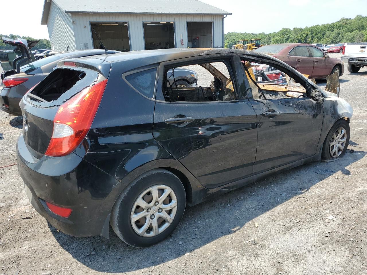 2013 Hyundai Accent - Image 3