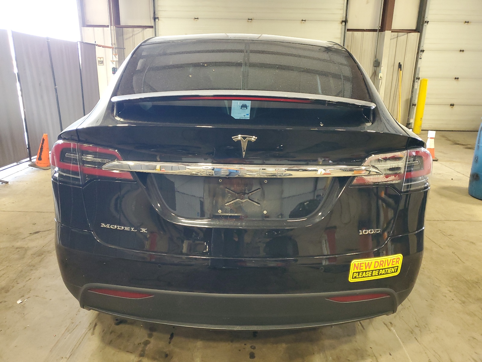 5YJXCBE23JF109602 2018 Tesla Model X