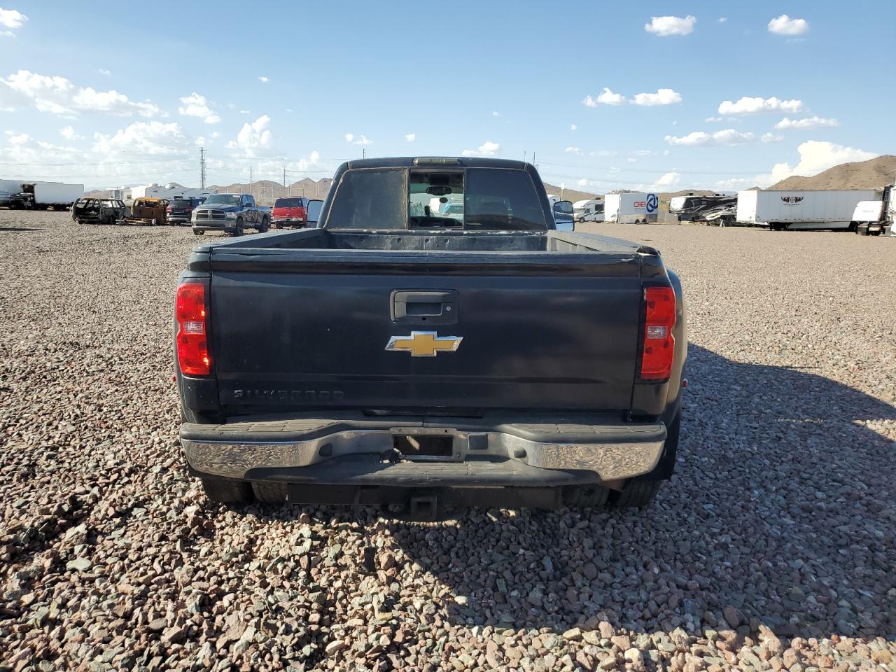 2005 Chevrolet Silverado K3500 VIN: 1GCJK39215E242326 Lot: 65829504