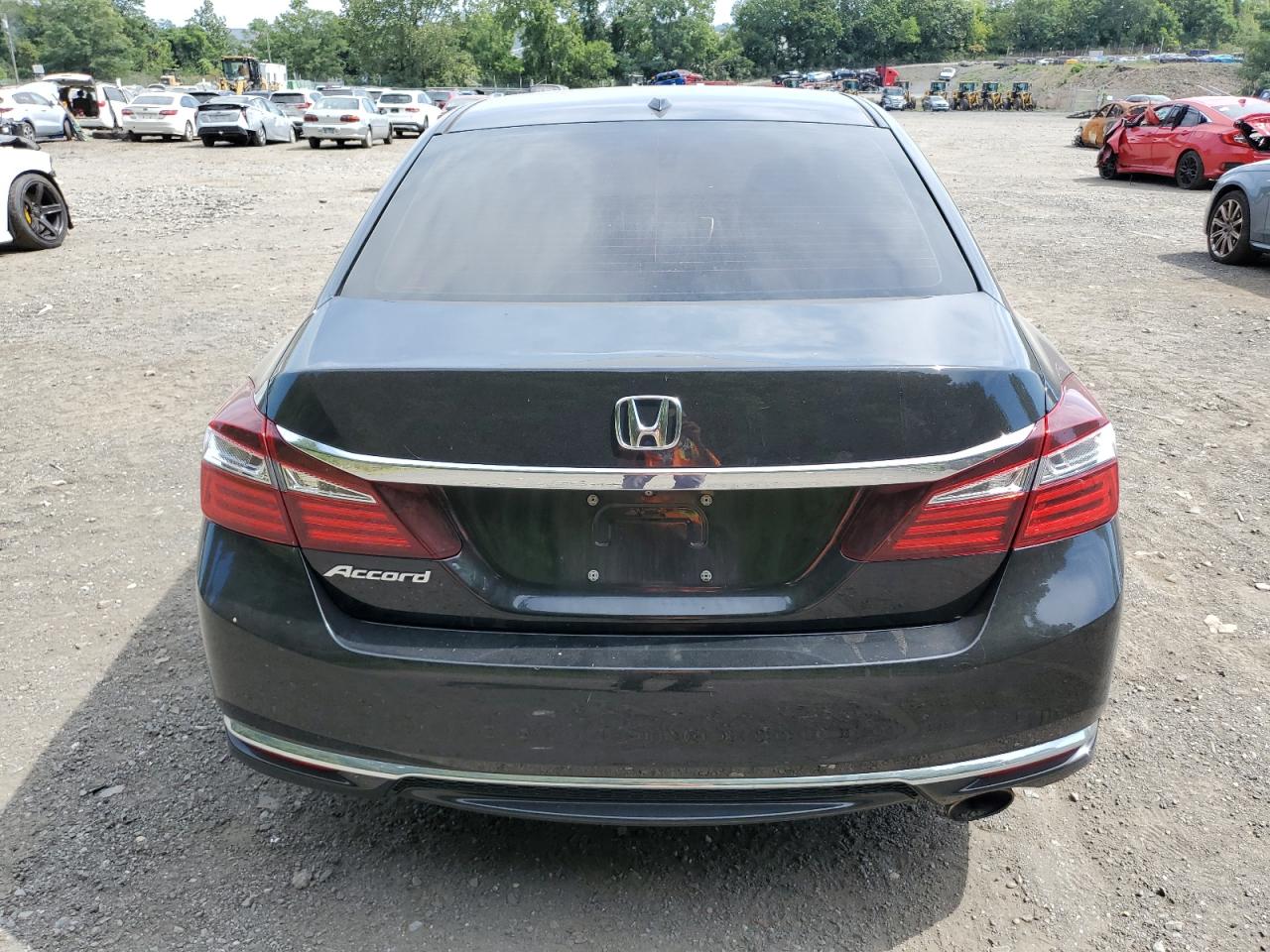 2017 Honda Accord Ex VIN: 1HGCR2F70HA111304 Lot: 69187854