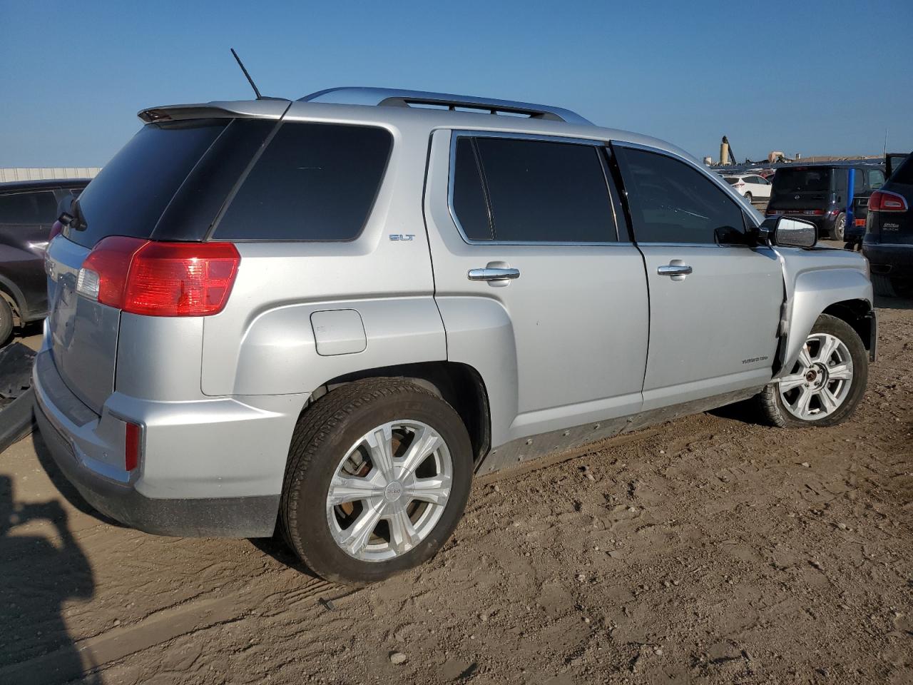 2017 GMC Terrain - Image 3