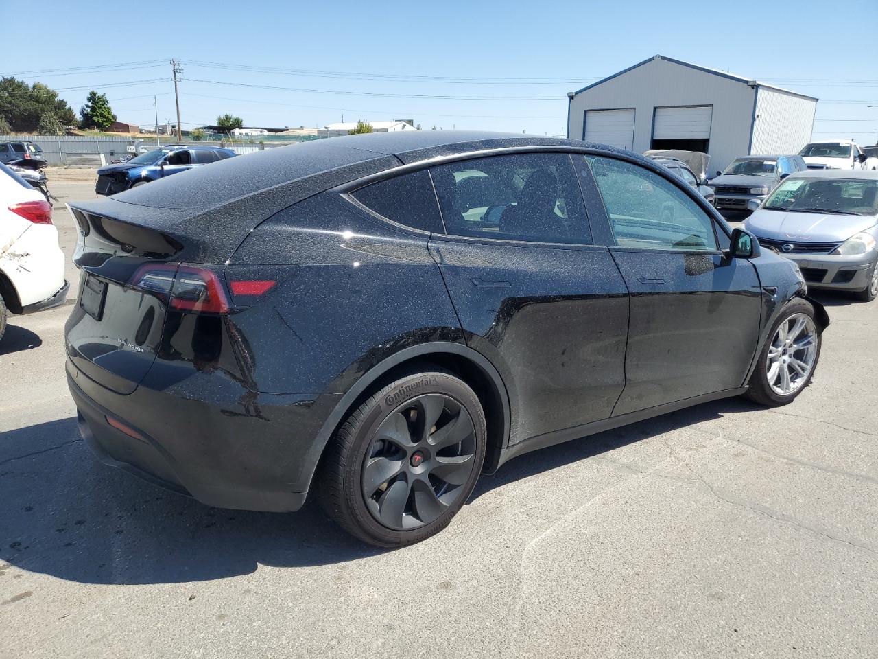 2023 Tesla Model Y VIN: 7SAYGDEE9PF686242 Lot: 68376414