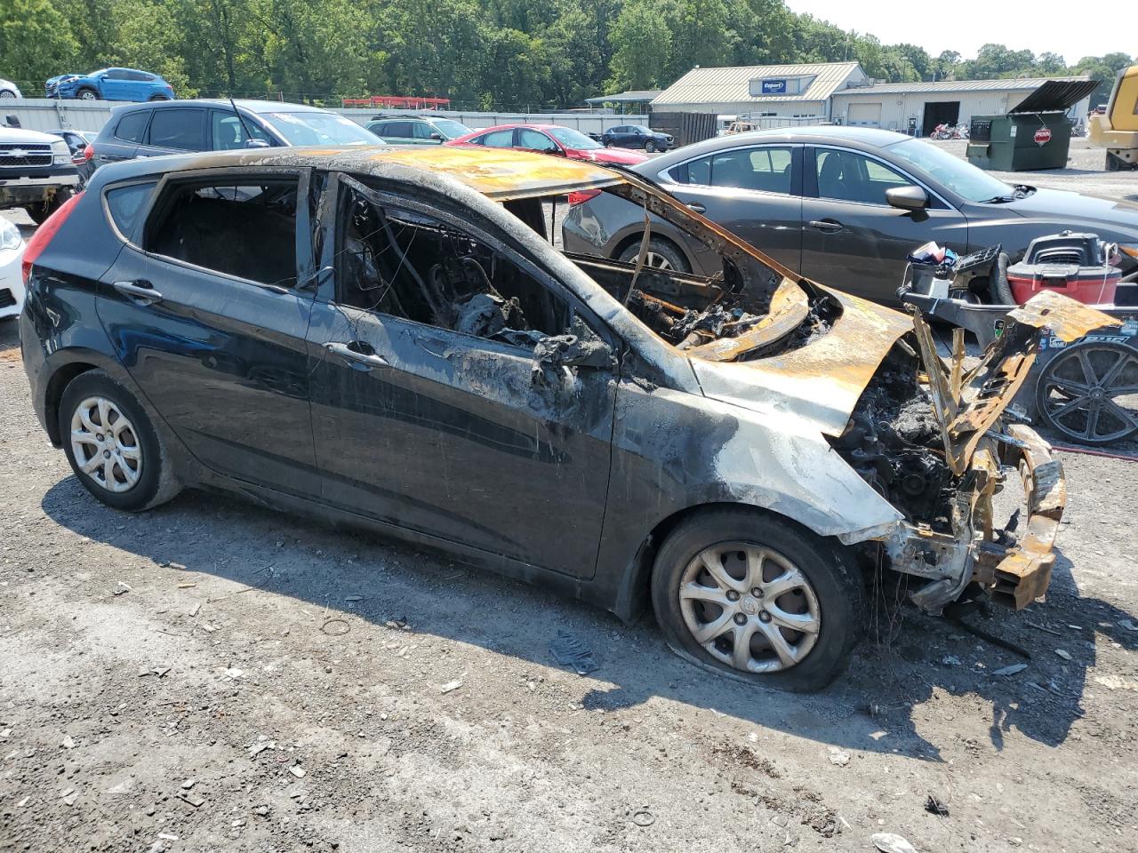 2013 Hyundai Accent - Image 4