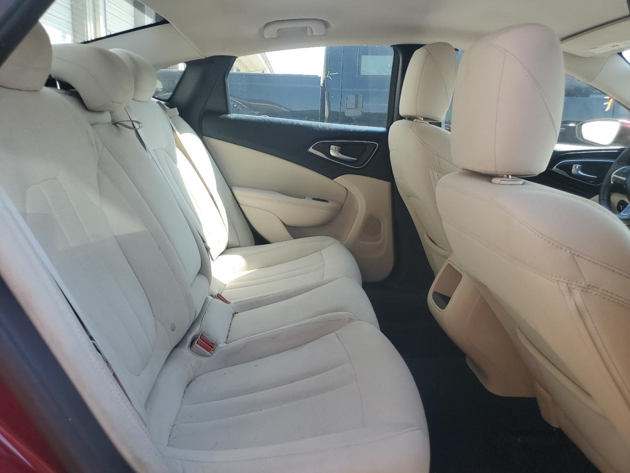 2015 Chrysler 200 Limited VIN: 1C3CCCAB8FN634484 Lot: 67034804