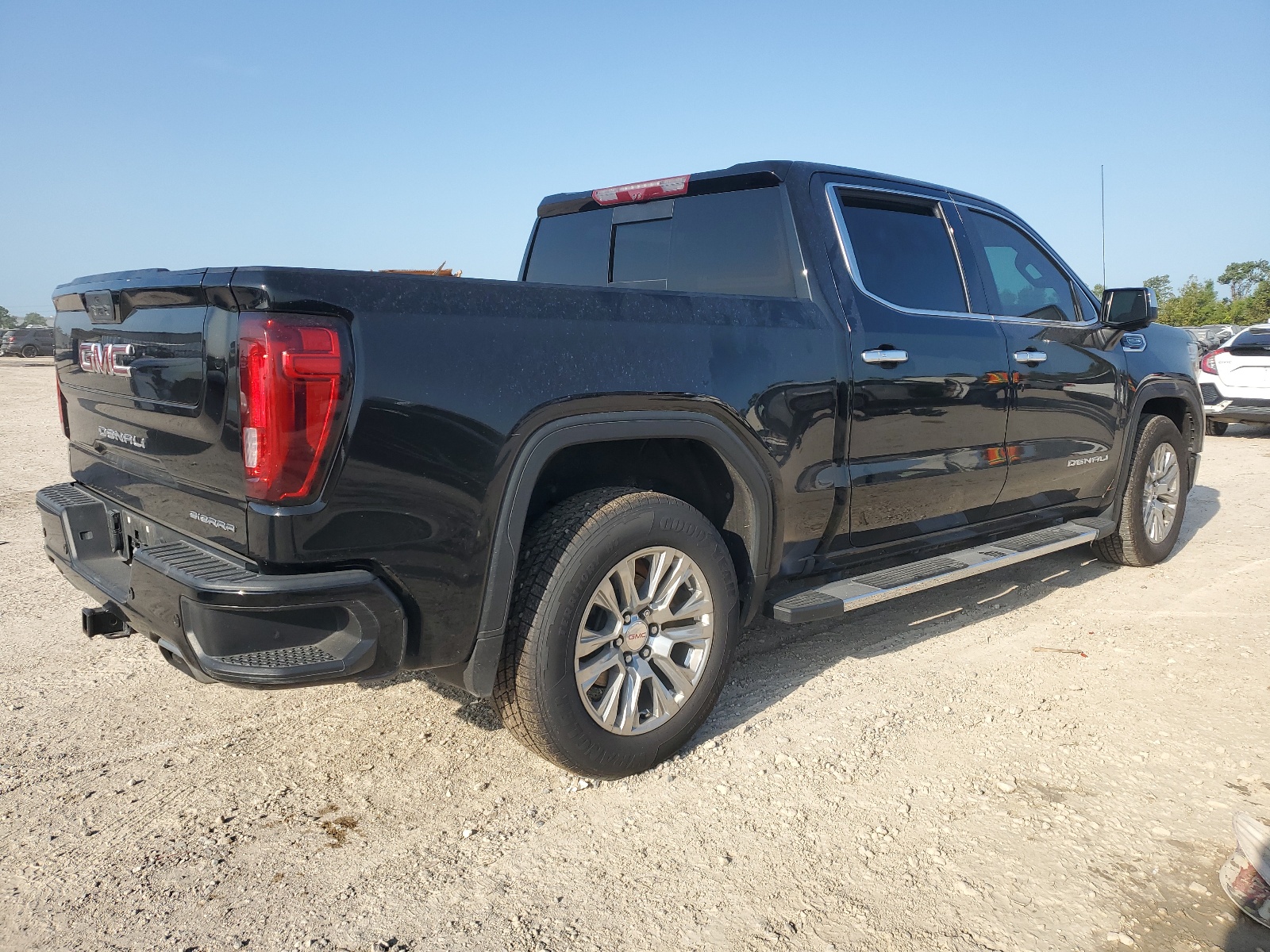 3GTU9FED3NG273893 2022 GMC Sierra Limited K1500 Denali