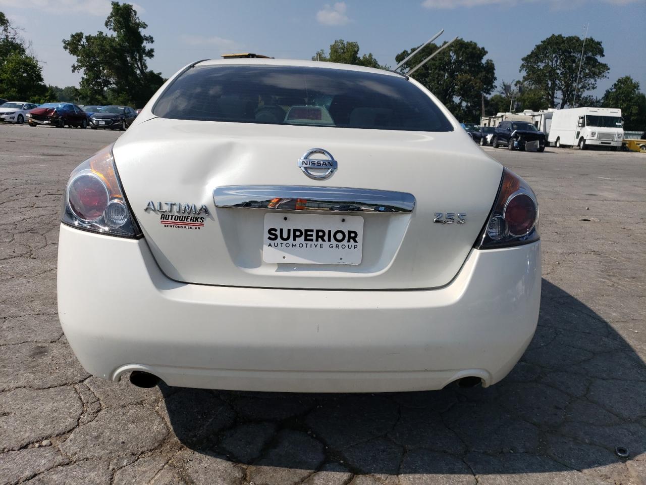 2011 Nissan Altima - Image 6