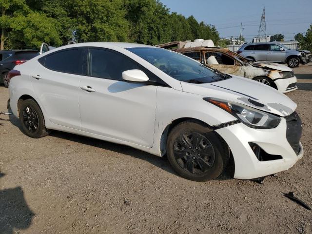 Седаны HYUNDAI ELANTRA 2016 Белы