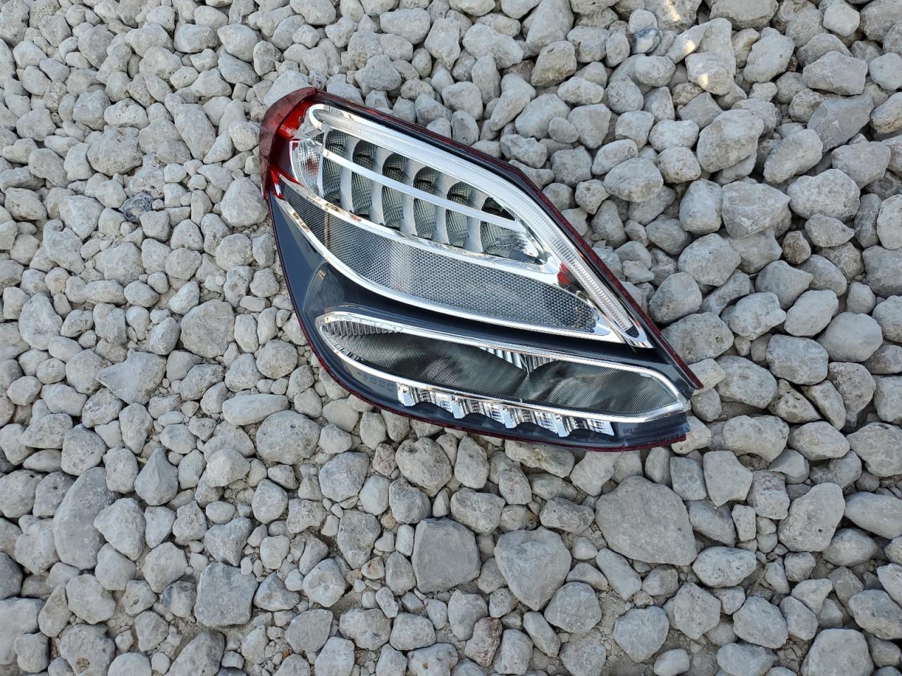 2018 Mercedes-Benz C 300 VIN: 55SWF4JB6JU243023 Lot: 65784354