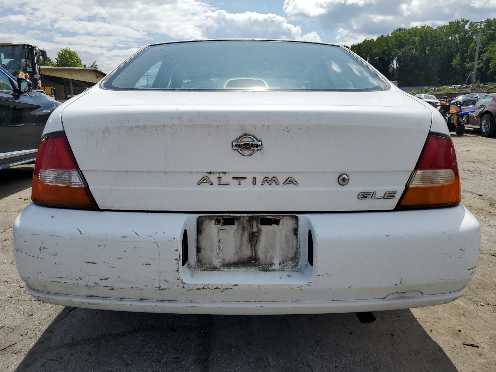 1N4DL01D9XC270384 1999 Nissan Altima Xe