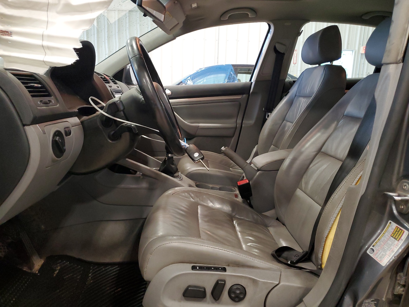 3VWDT71K46M703539 2006 Volkswagen Jetta Tdi Option Package 2