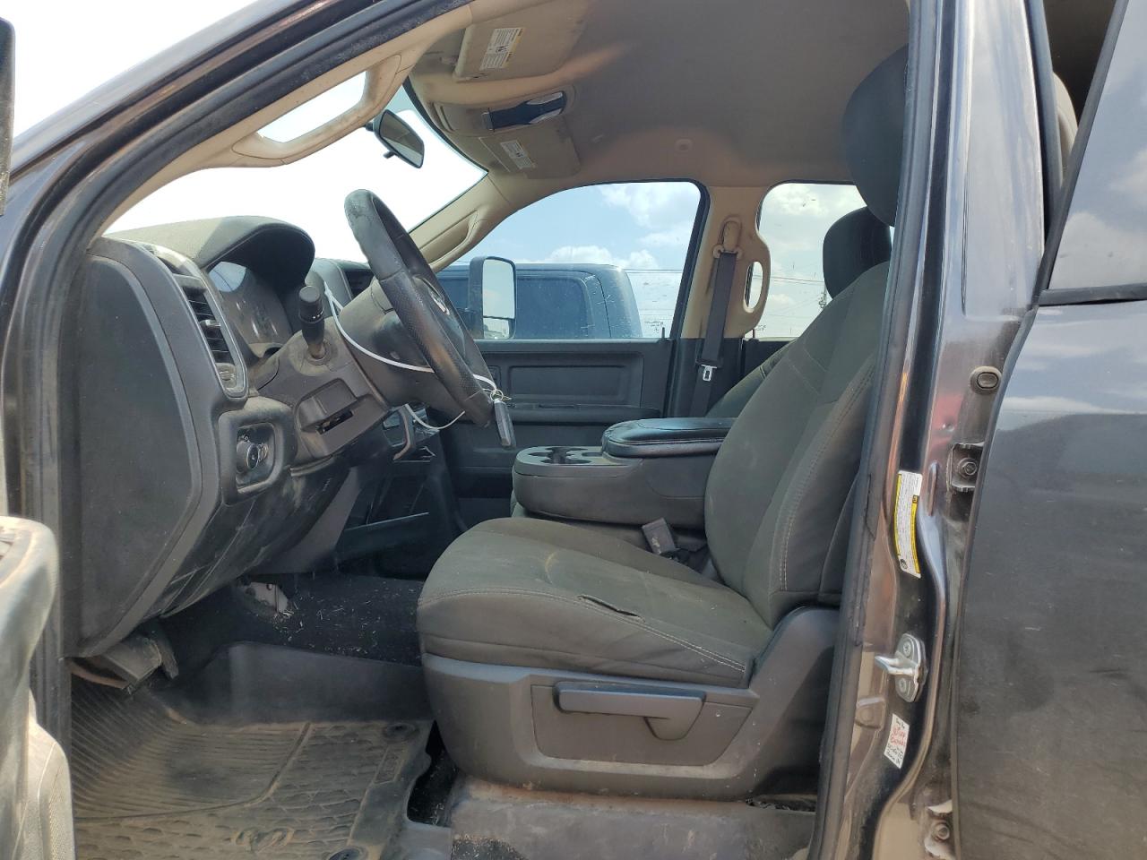 2020 Ram 2500 Tradesman VIN: 3C6UR5CL7LG268464 Lot: 65188404