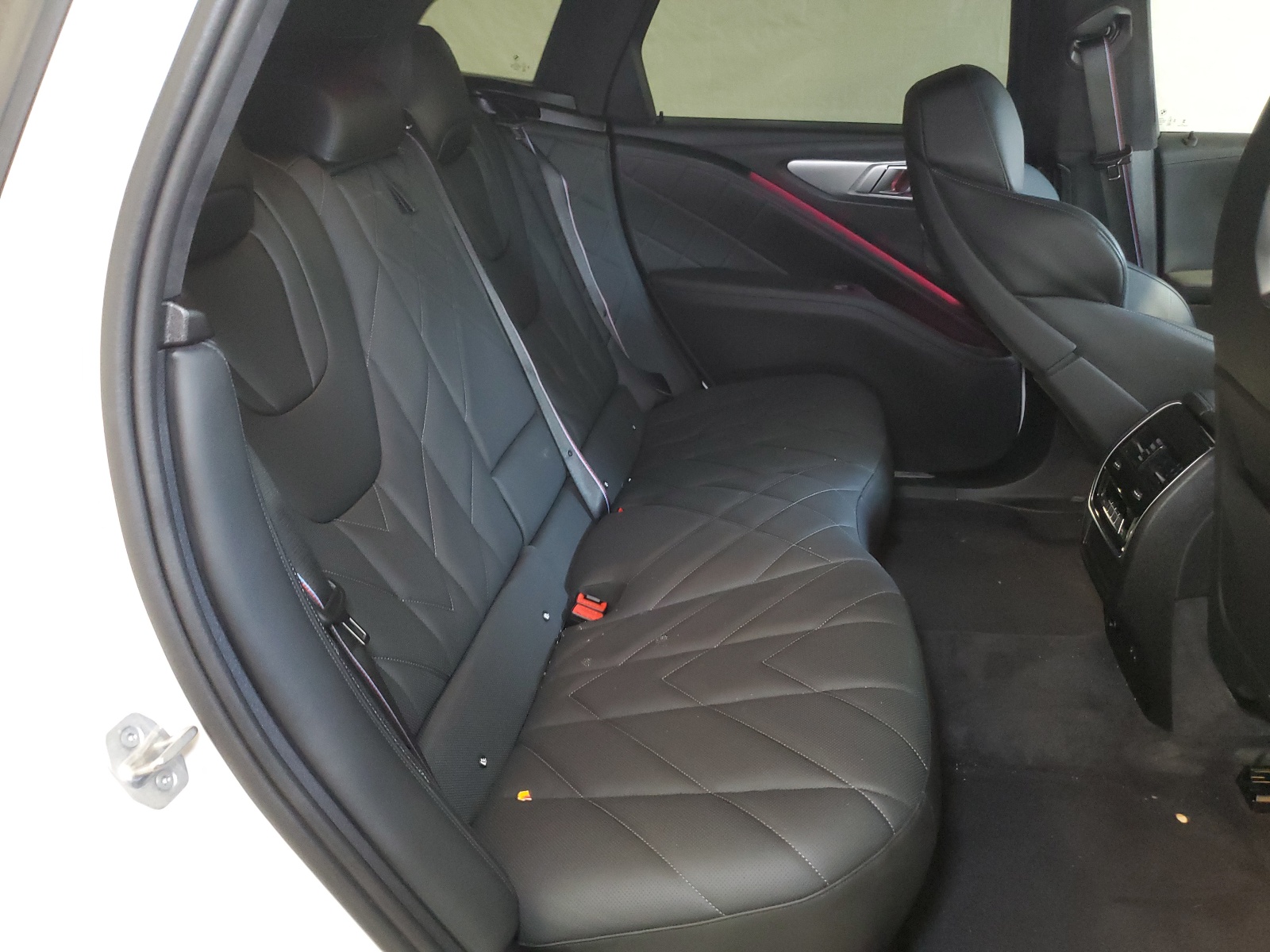 5YM23CS02R9V51464 2024 BMW Xm