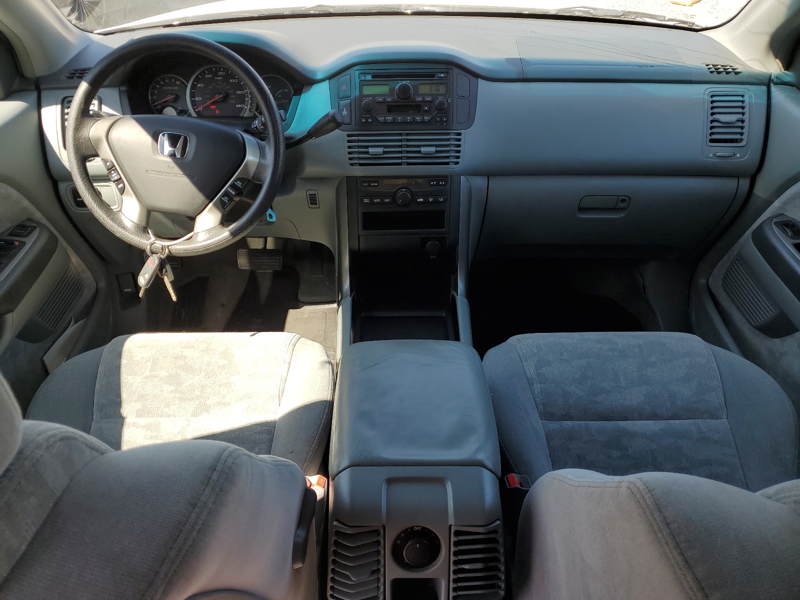 2HKYF18434H564703 2004 Honda Pilot Ex