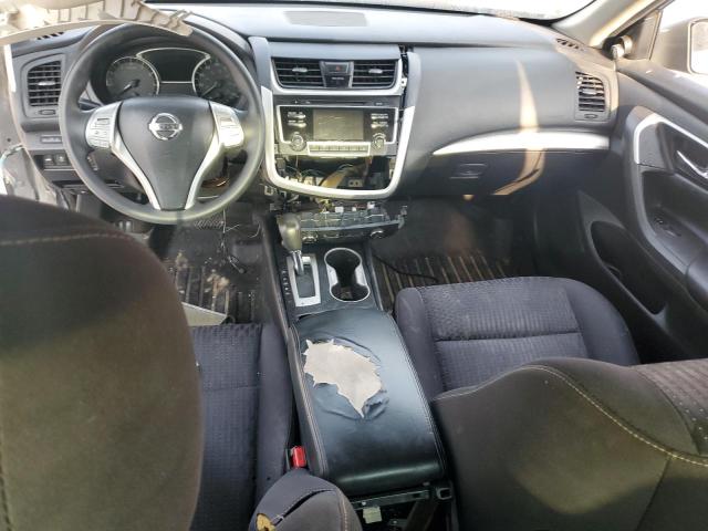 Sedans NISSAN ALTIMA 2016 Czarny