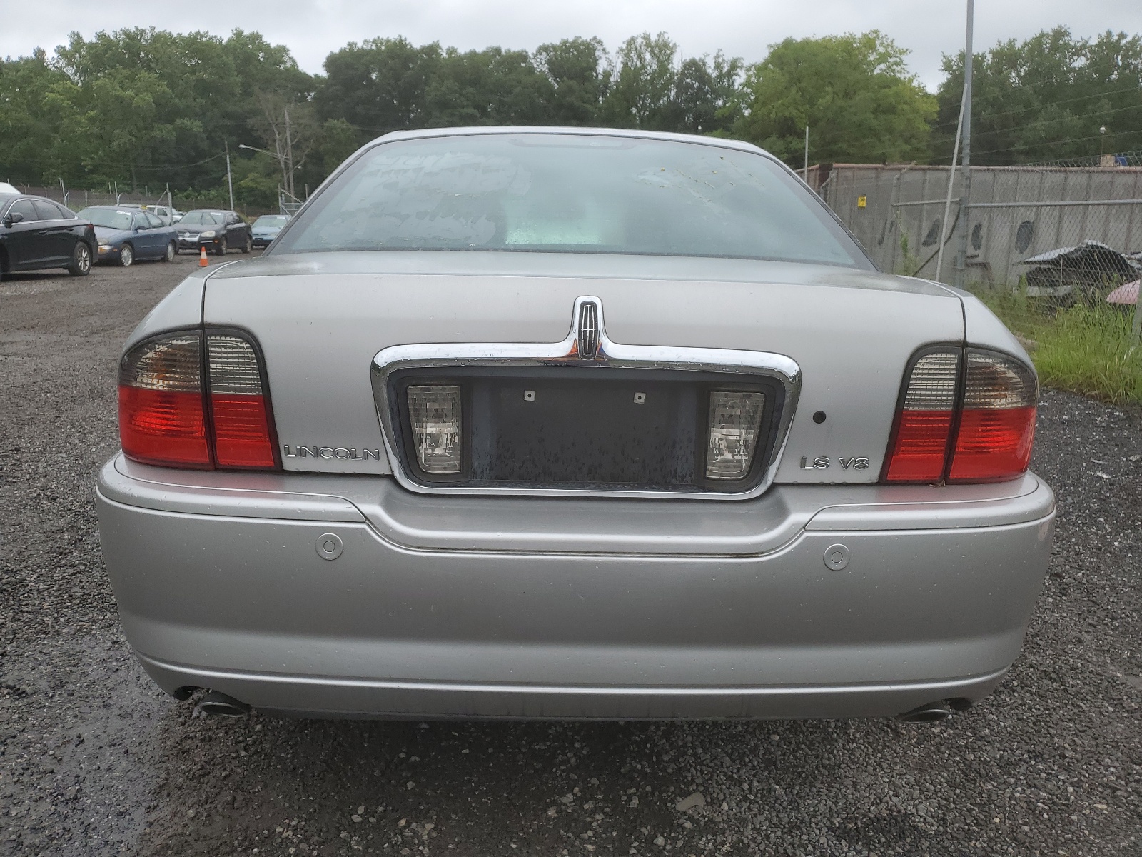 1LNHM87A75Y623639 2005 Lincoln Ls